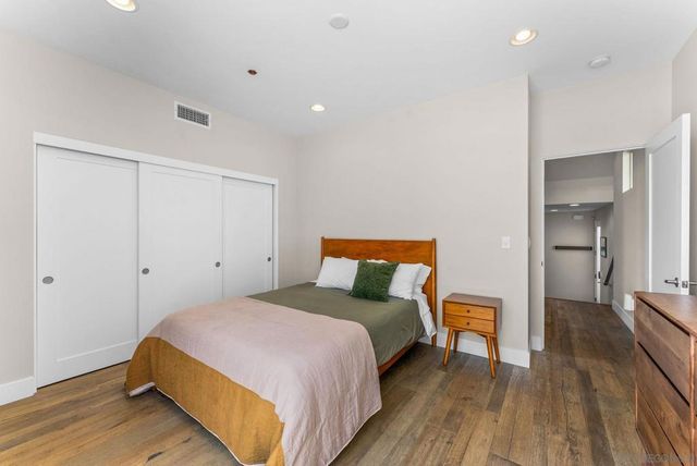 3952 Haines St, San Diego, CA 92109