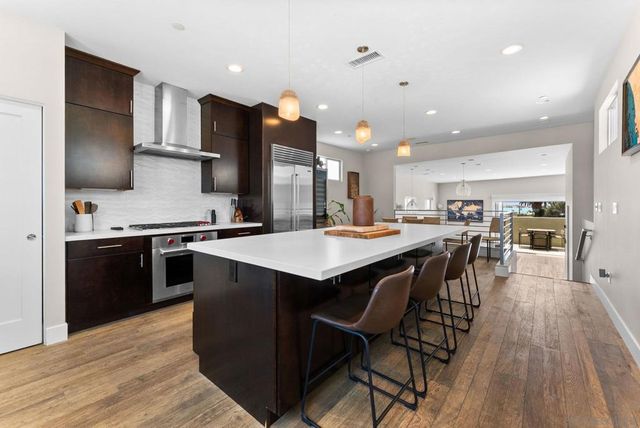 3952 Haines St, San Diego, CA 92109
