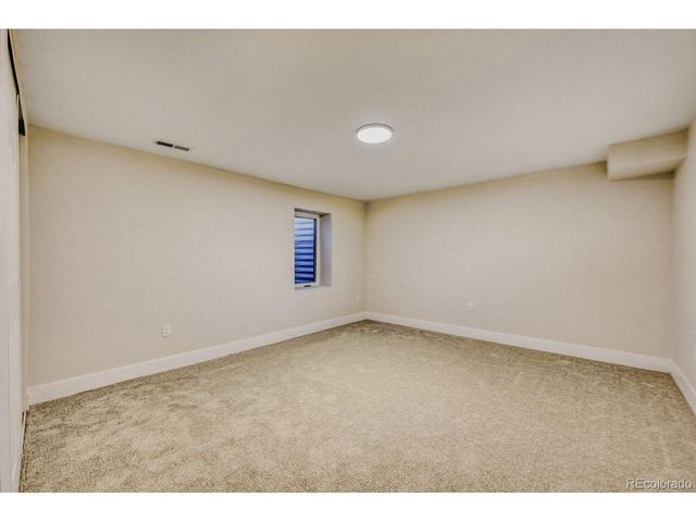 8370 W 64th Ave, Arvada, CO 80004