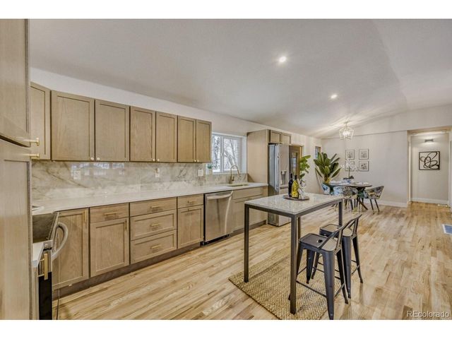 8370 W 64th Ave, Arvada, CO 80004