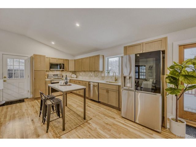 8370 W 64th Ave, Arvada, CO 80004