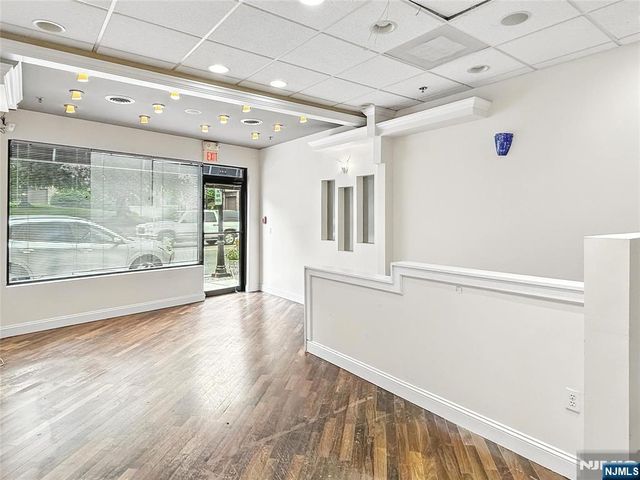 854 Kinderkamack, River Edge, NJ 07661