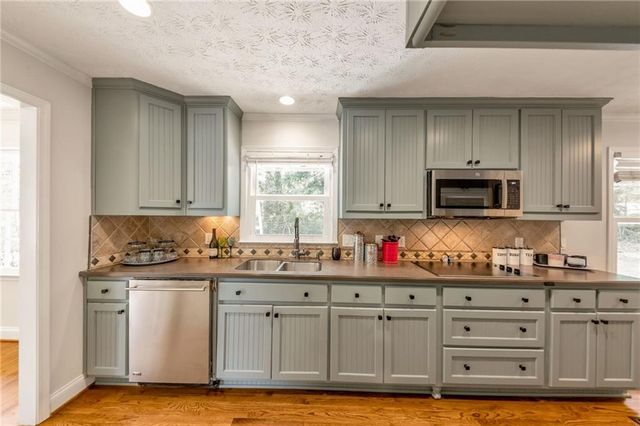 180 Dublin Court SW, Mableton, GA 30126