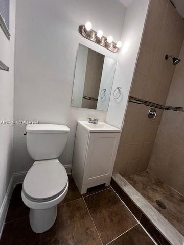 3811 SW 31st Ct, West Park, FL 33023