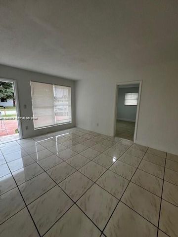 3811 SW 31st Ct, West Park, FL 33023