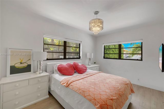 1405 Stillwater Dr, Miami Beach, FL 33141