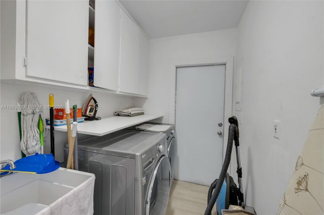 1405 Stillwater Dr, Miami Beach, FL 33141