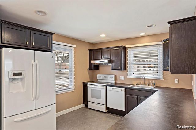 3722 NORMANDY Road, Royal Oak, MI 48073