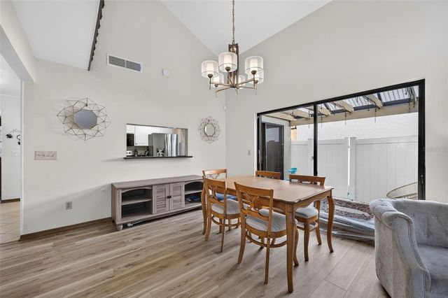 1010 W PEBBLE BEACH CIRCLE, Winter Springs, FL 32708