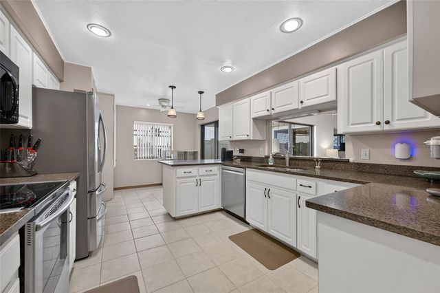 1010 W PEBBLE BEACH CIRCLE, Winter Springs, FL 32708