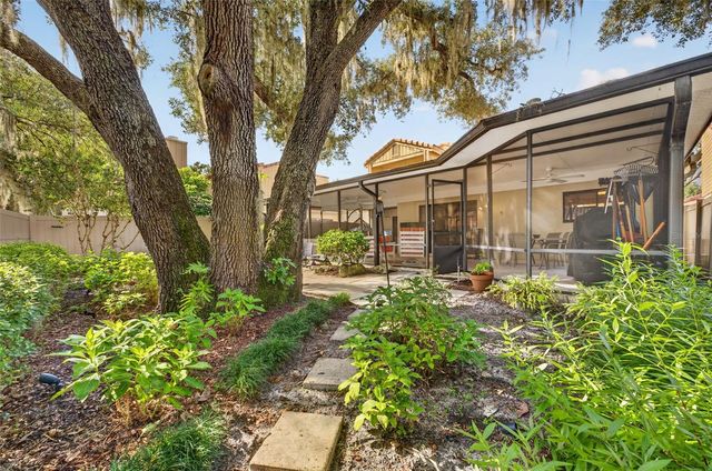 1010 W PEBBLE BEACH CIRCLE, Winter Springs, FL 32708