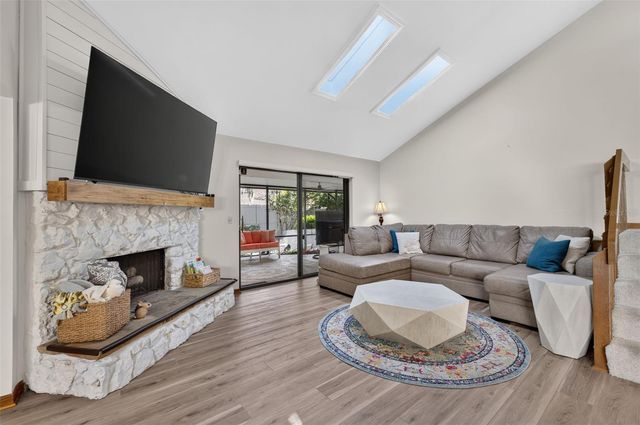 1010 W PEBBLE BEACH CIRCLE, Winter Springs, FL 32708