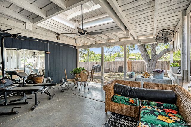 6610 Courtyard, San Antonio, TX 78239