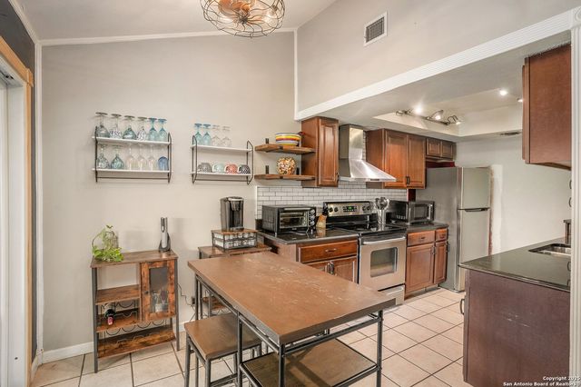 6610 Courtyard, San Antonio, TX 78239