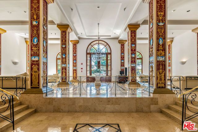 9249 Burton Way 205, Beverly Hills, CA 90210