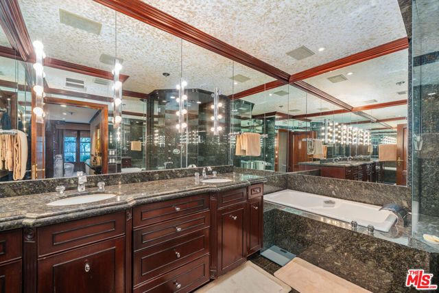 9249 Burton Way 205, Beverly Hills, CA 90210