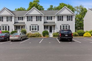 4 Cassidy Pl 4, Bridgewater, MA 02324
