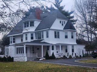 129 Hilton Avenue, Hempstead, NY 11550