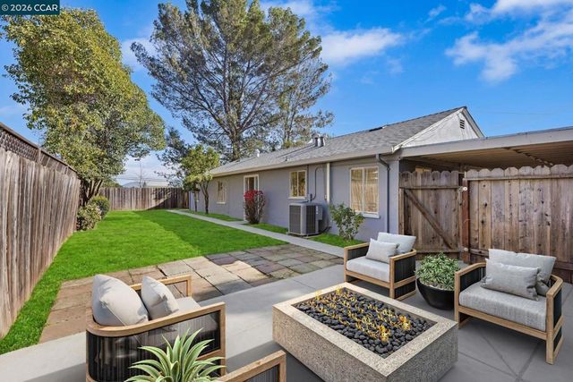 848 848 Cumberland Dr, Pleasant Hill, CA 94523