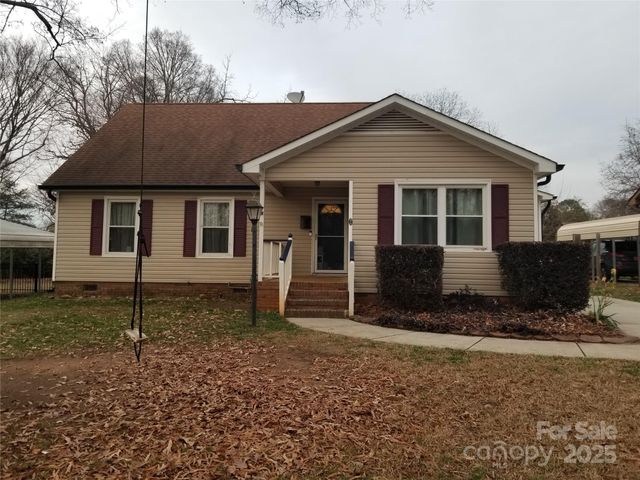 372 Aycock Street NE, Concord, NC 28025