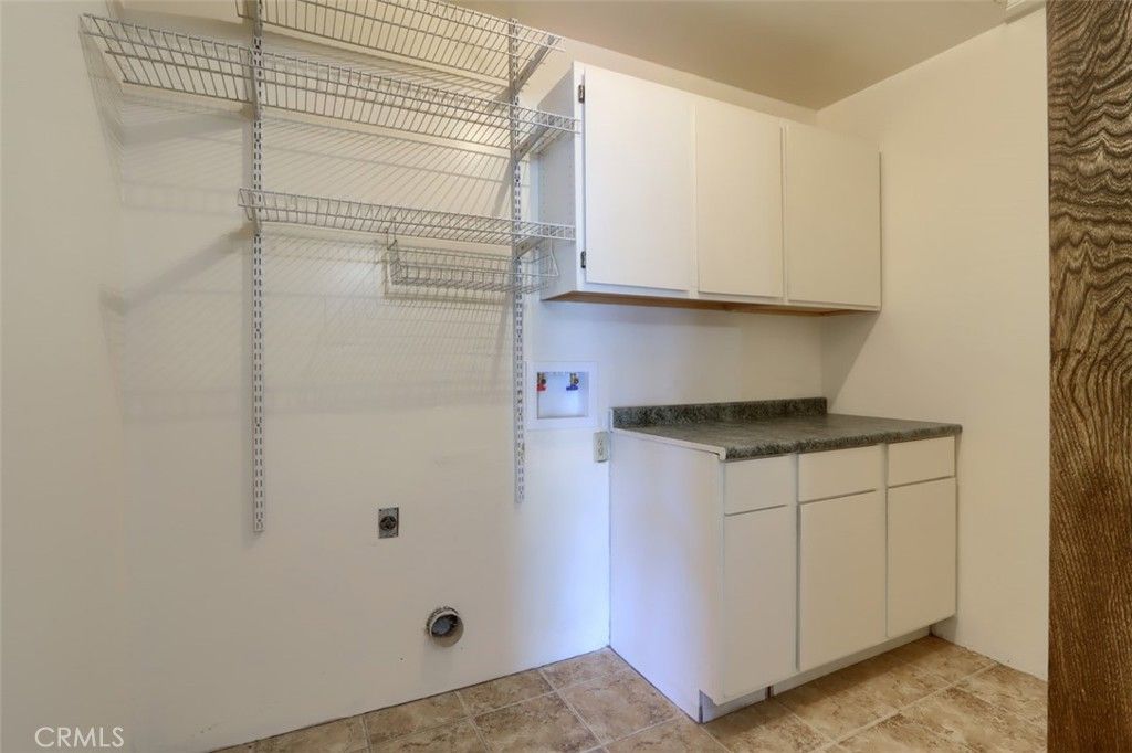 Image 19 of property listing at 31729 Cherokee, Coarsegold, CA 93614