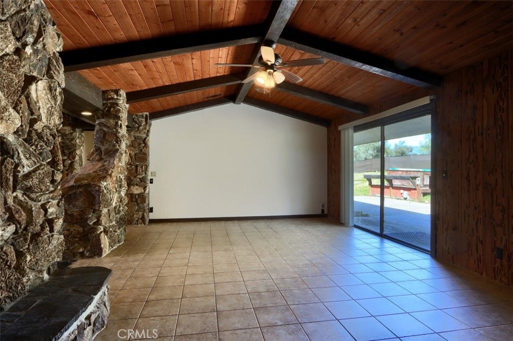 Image 21 of property listing at 31729 Cherokee, Coarsegold, CA 93614