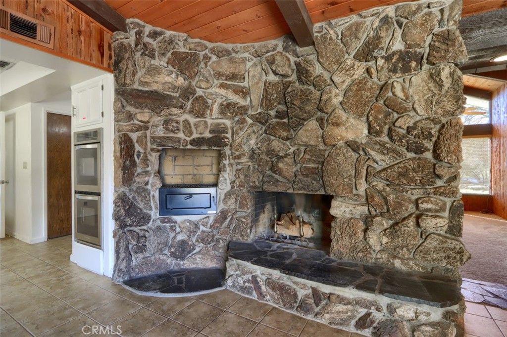Image 22 of property listing at 31729 Cherokee, Coarsegold, CA 93614