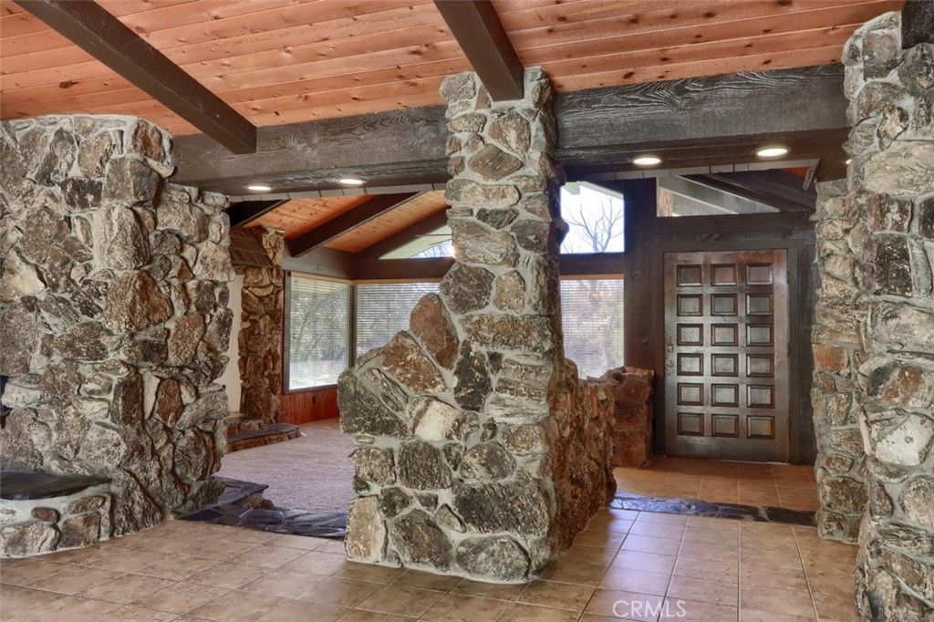 Image 25 of property listing at 31729 Cherokee, Coarsegold, CA 93614