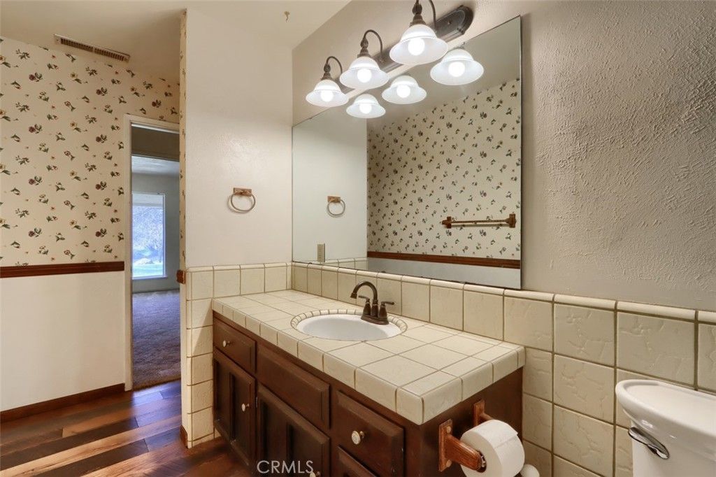 Image 29 of property listing at 31729 Cherokee, Coarsegold, CA 93614