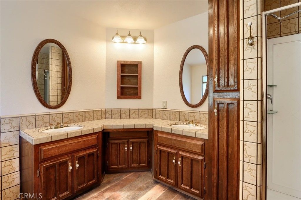 Image 37 of property listing at 31729 Cherokee, Coarsegold, CA 93614