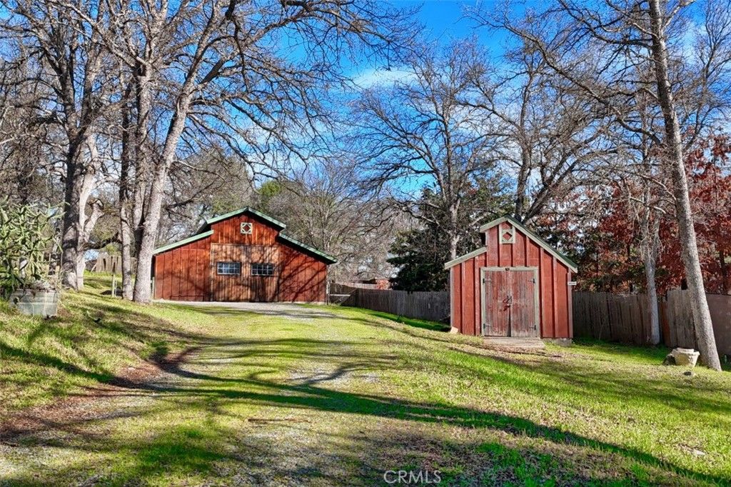 Image 51 of property listing at 31729 Cherokee, Coarsegold, CA 93614