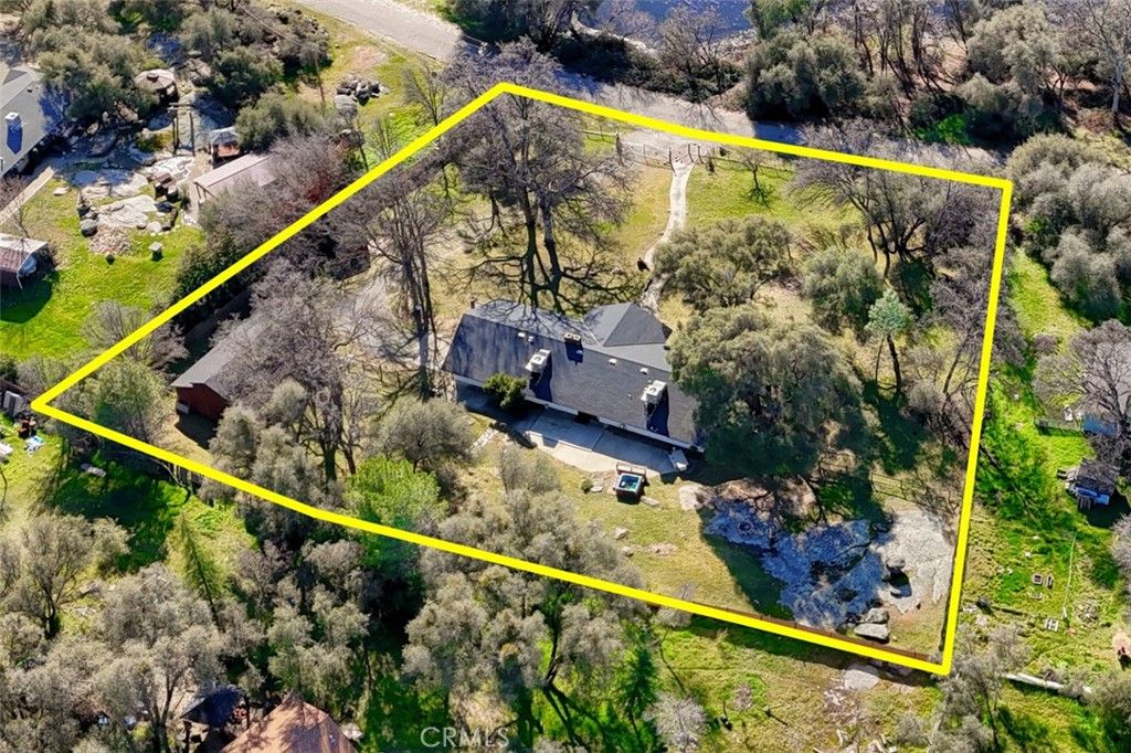 Image 63 of property listing at 31729 Cherokee, Coarsegold, CA 93614