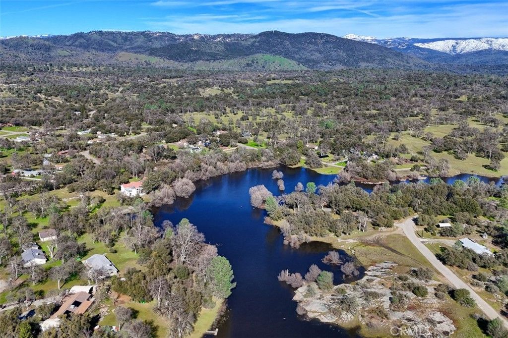 Image 67 of property listing at 31729 Cherokee, Coarsegold, CA 93614