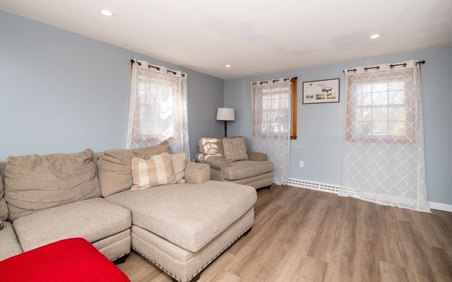 78 Precinct St, Taunton, MA 02718