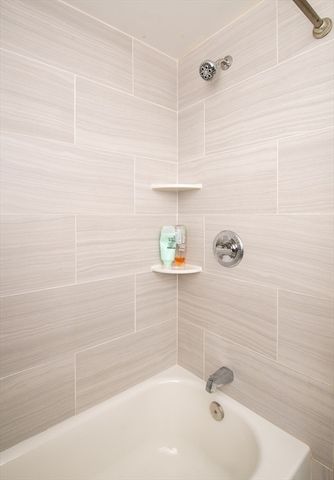 78 Precinct St, Taunton, MA 02718