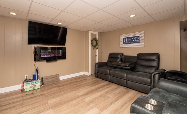 78 Precinct St, Taunton, MA 02718