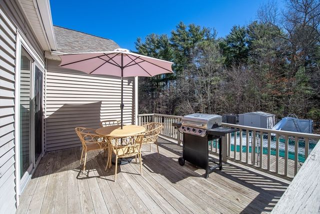 78 Precinct St, Taunton, MA 02718