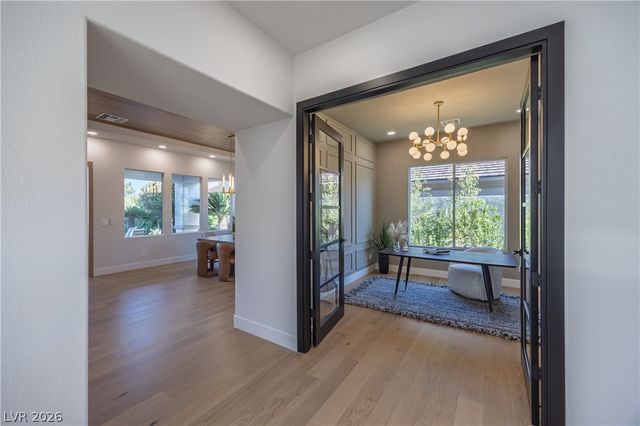 3278 Dove Run Creek Drive, Las Vegas, NV 89135