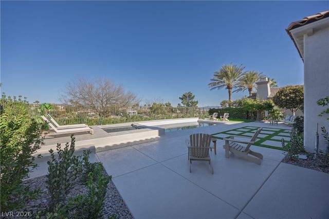 3278 Dove Run Creek Drive, Las Vegas, NV 89135