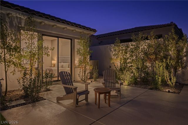 3278 Dove Run Creek Drive, Las Vegas, NV 89135