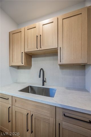 3278 Dove Run Creek Drive, Las Vegas, NV 89135