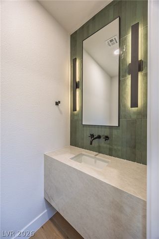 3278 Dove Run Creek Drive, Las Vegas, NV 89135