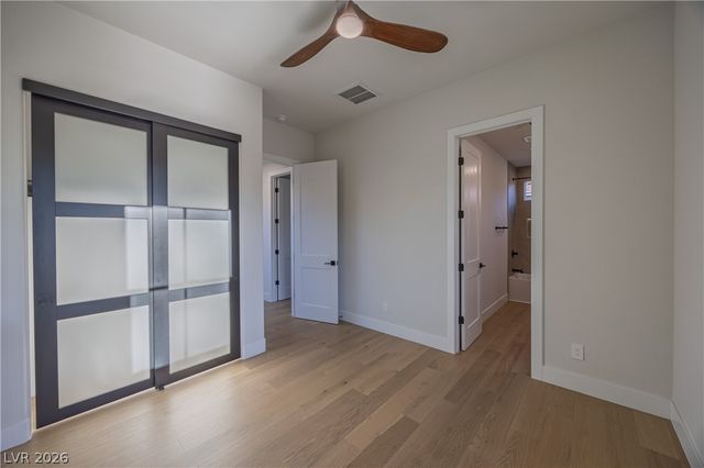 3278 Dove Run Creek Drive, Las Vegas, NV 89135