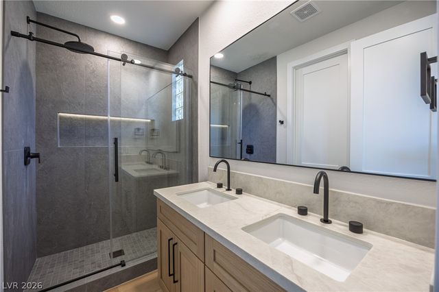 3278 Dove Run Creek Drive, Las Vegas, NV 89135