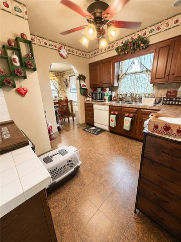 1307 N MERCER STREET, New Castle, PA 16105