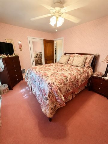 1307 N MERCER STREET, New Castle, PA 16105