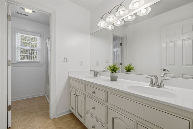103 Malvern Hill, Easley, SC 29642
