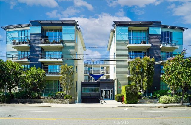 12837 Moorpark Street 405, Studio City, CA 91604