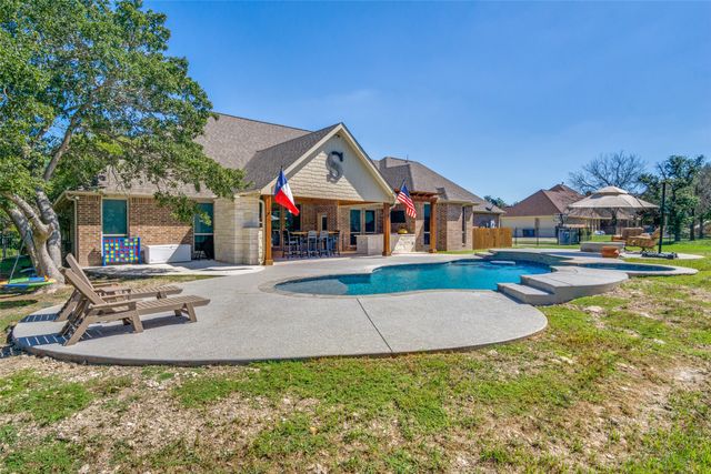 214 Deer Creek Drive, Aledo, TX 76008