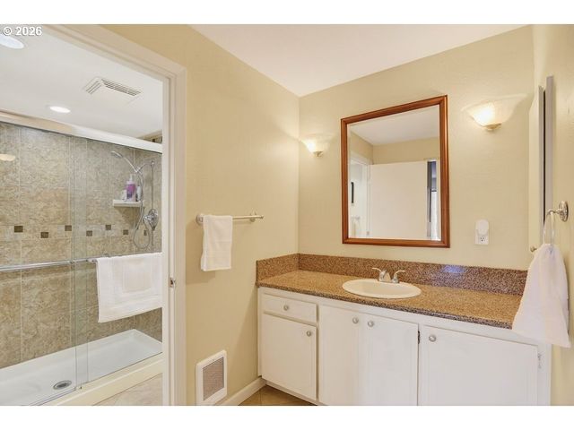 5575 E EVERGREEN Blvd 4307, Vancouver, WA 98661